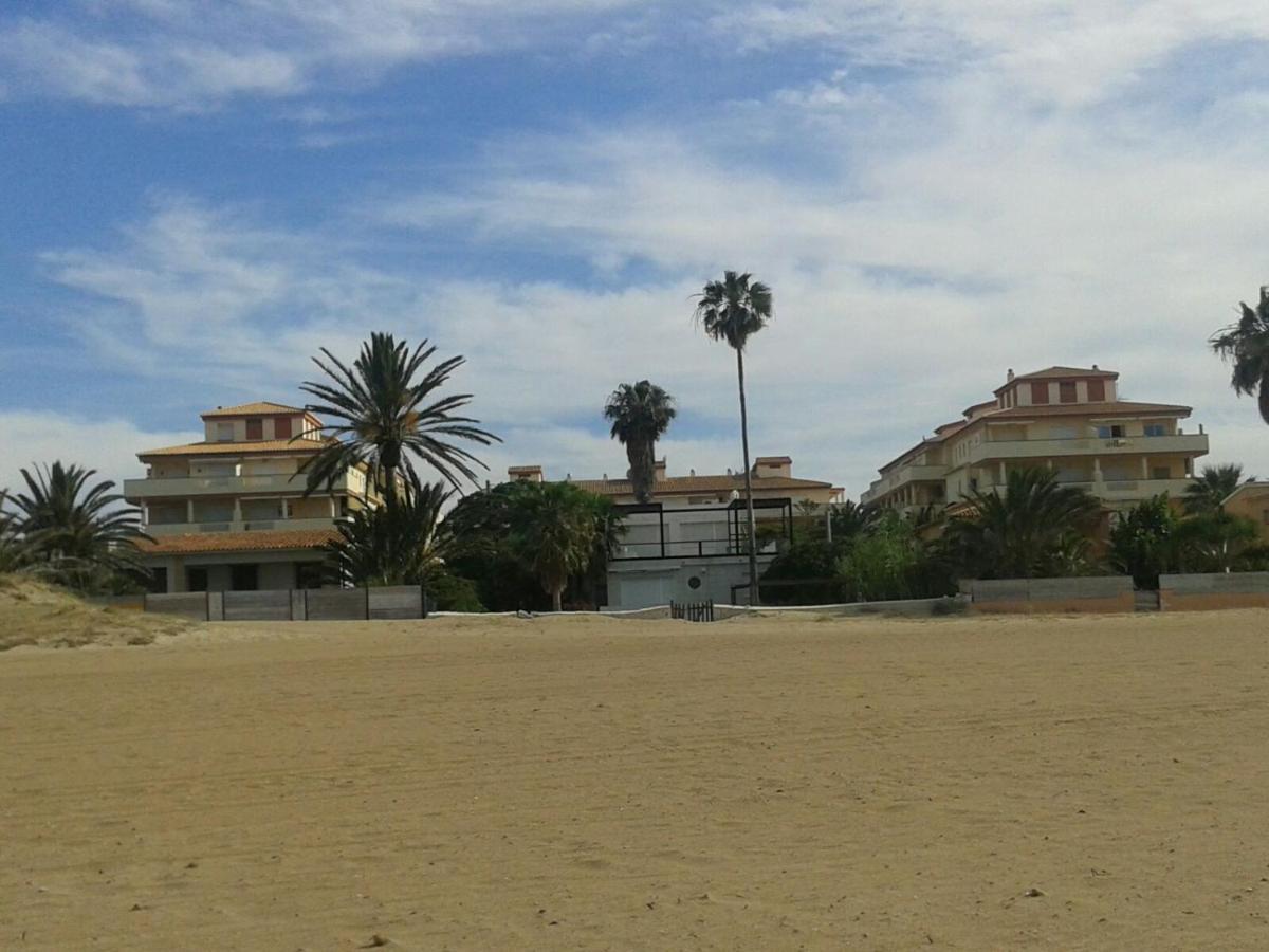 Bonito Apartamento En Primerla Linea De Playa Dénia Eksteriør billede